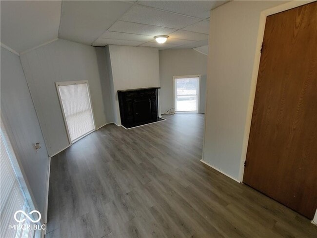 Building Photo - 617 W Franklin St