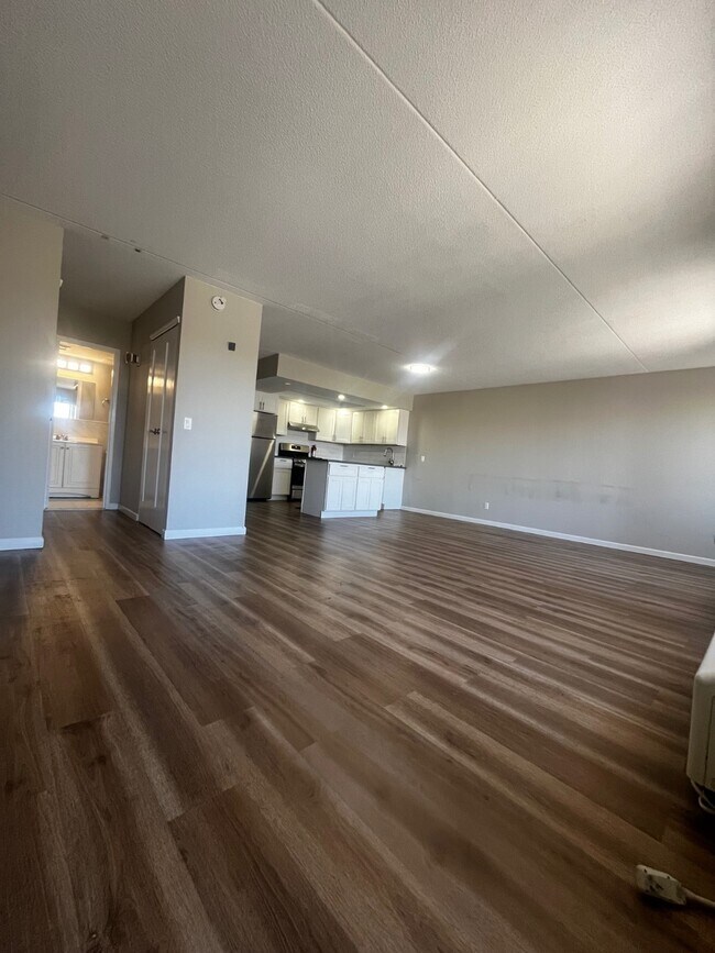 Building Photo - 171 Wellington Ct