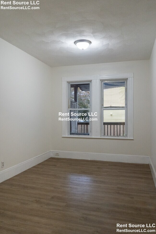 Building Photo - 258 Prospect St