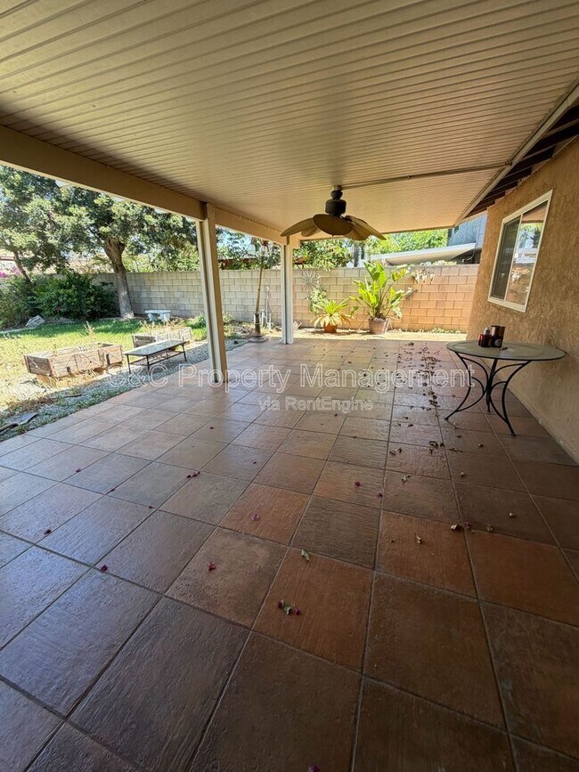 Building Photo - 18120 Raymond Ct