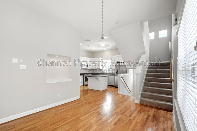 Building Photo - 11518 Main Cypress Dr