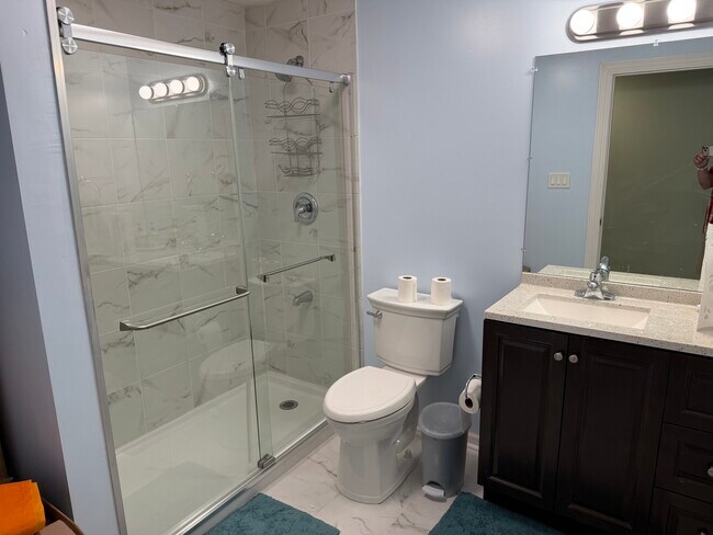 Building Photo - 463 Timber Trail Ct