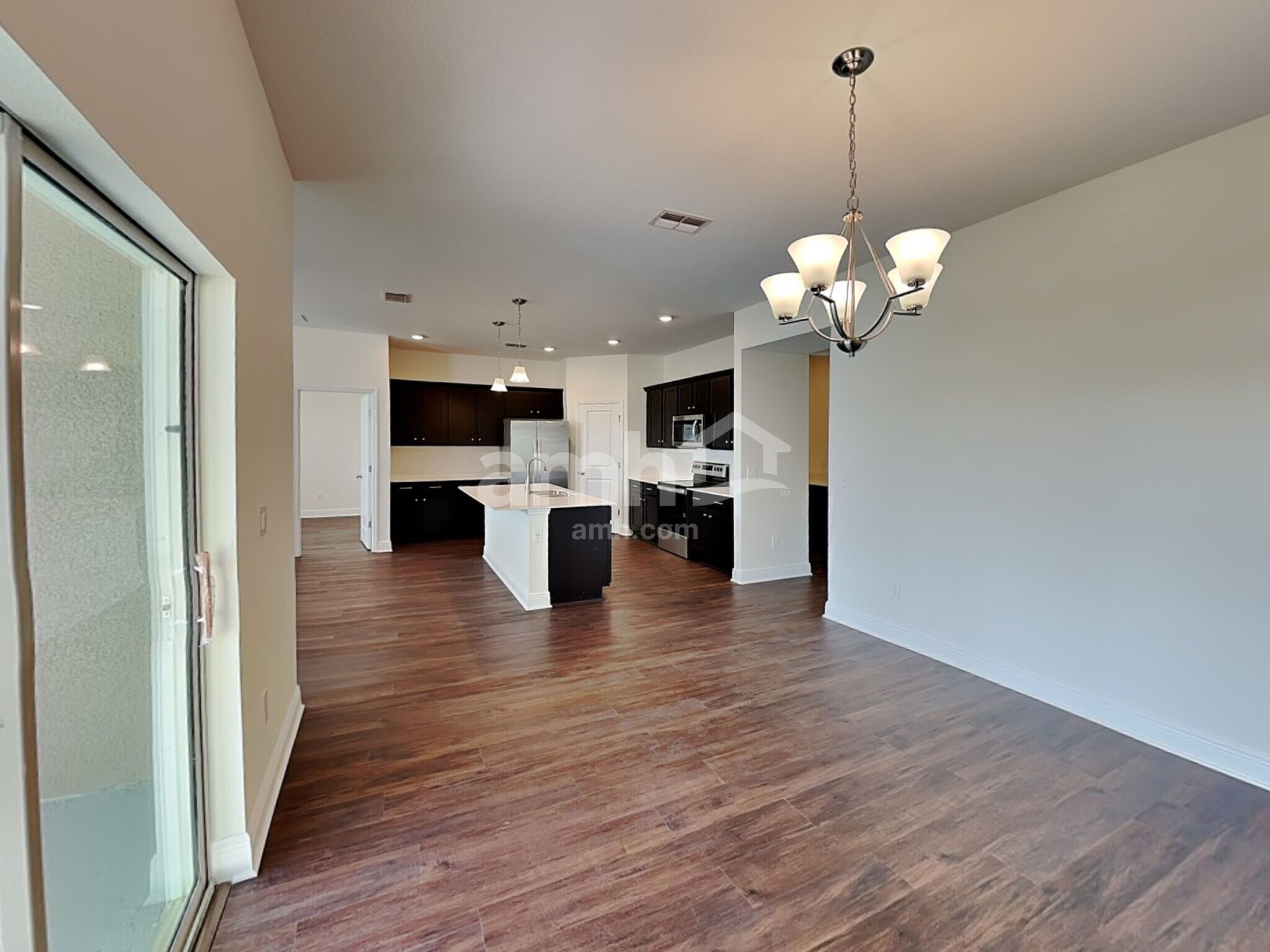 Building Photo - 1259 Sky Lks Dr