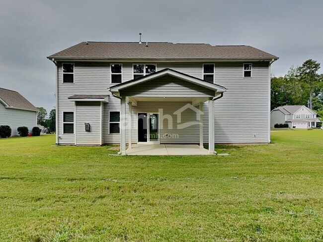 Building Photo - 112 White Ash Ln