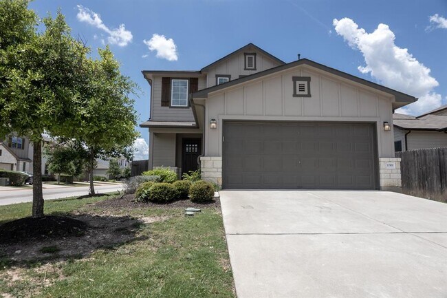 Building Photo - 13500 Feldspar Dr