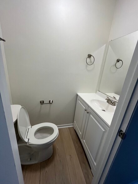 Building Photo - 1967 Slaton Ct