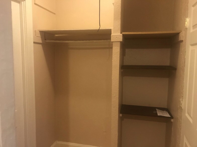 Building Photo - 3514 14th Ave S