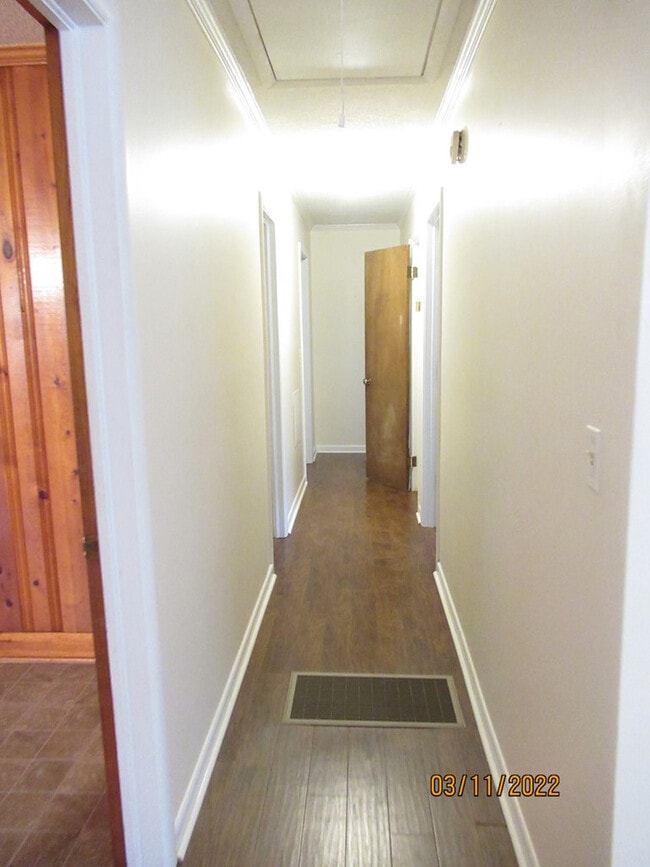 Building Photo - 534 Benton Ct