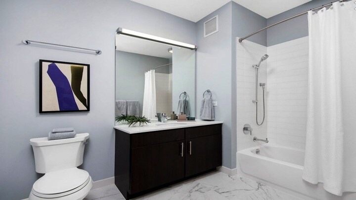 Building Photo - 801 W Adams St