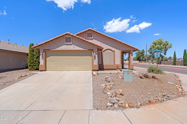 Building Photo - 902 Monte Vista Ave