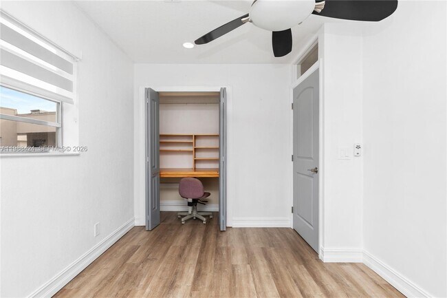 Building Photo - 854 Normandy Trail