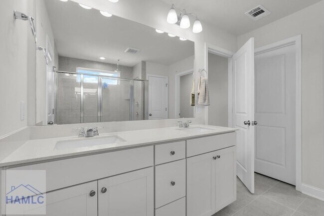 Building Photo - 268 Loblolly Ln