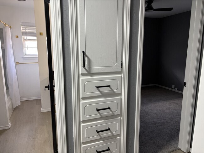 Building Photo - 5800 NW 45th St