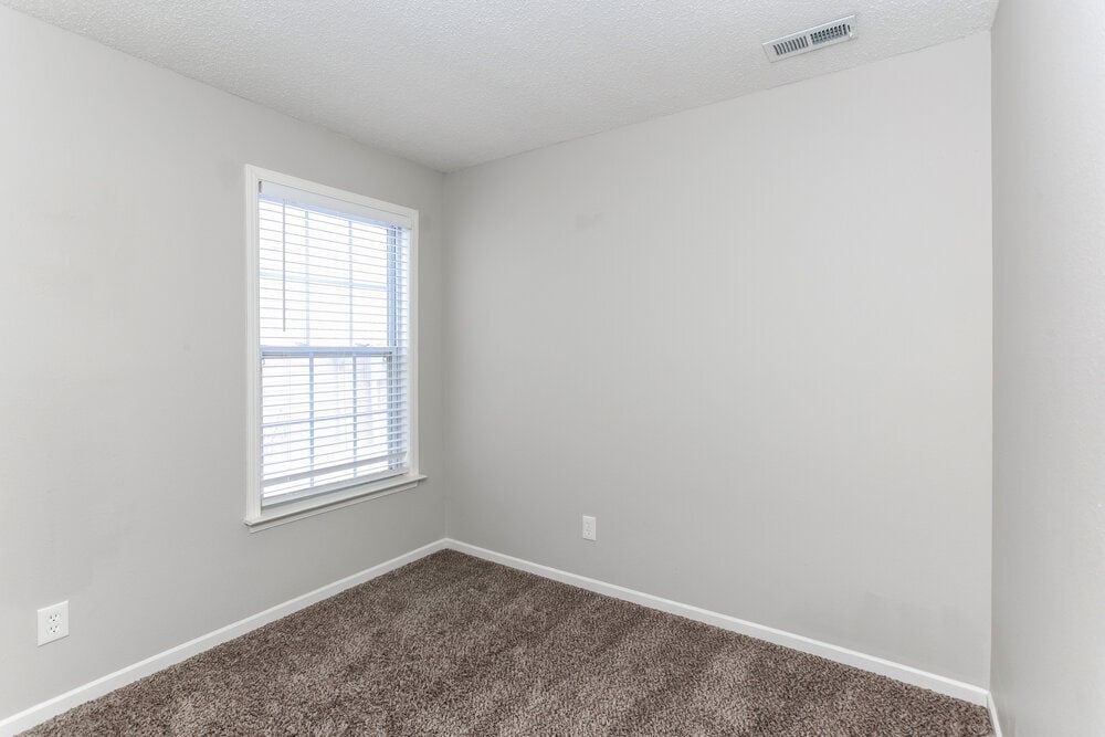 Building Photo - 728 Adagio Dr