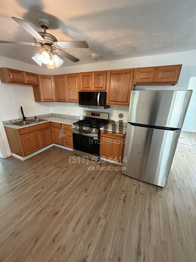Building Photo - 1324 Brandt Dr