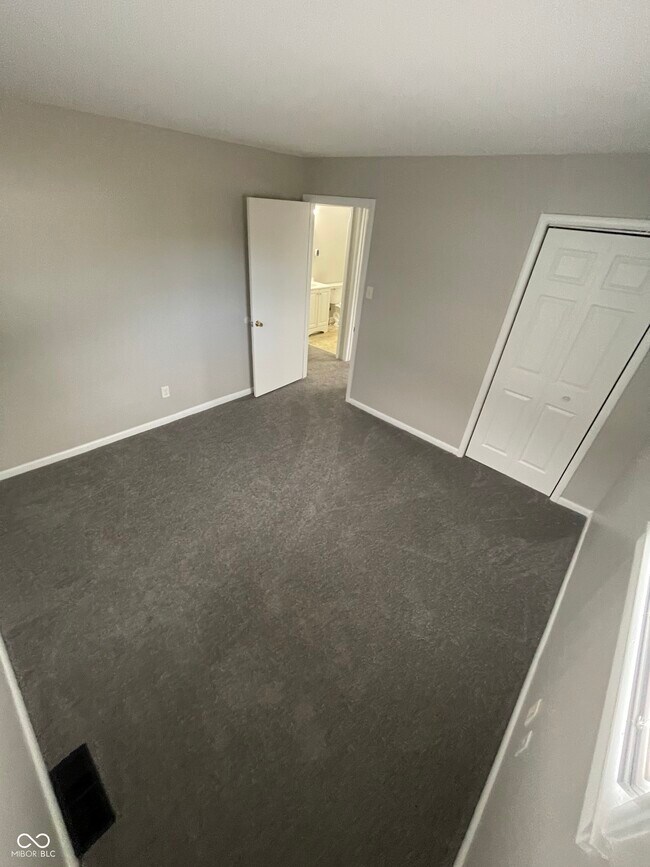 Building Photo - 3346 Hovey St