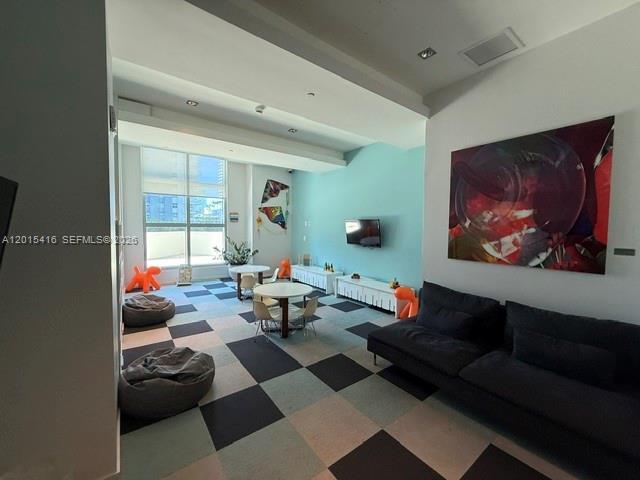 Building Photo - 1100 S Miami Ave