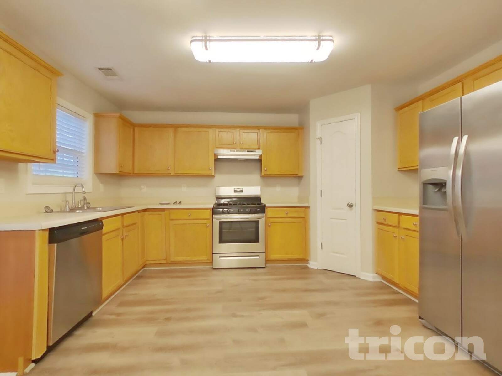 Building Photo - 177 Whetstone Way