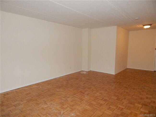 Building Photo - 414 Benedict Ave