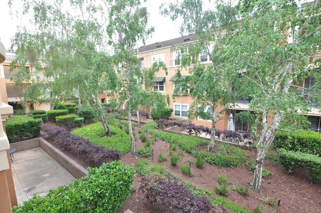 Building Photo - 1390 Saddle Rack St