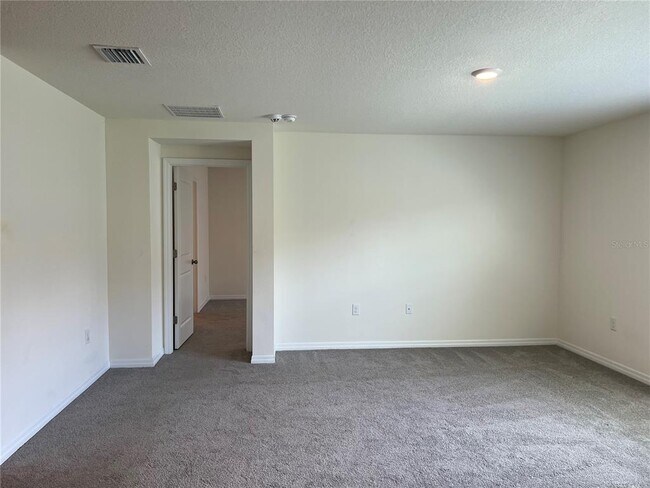 Building Photo - 5070 SW 88th St