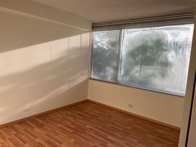 Building Photo - 2020 St Johns Ave