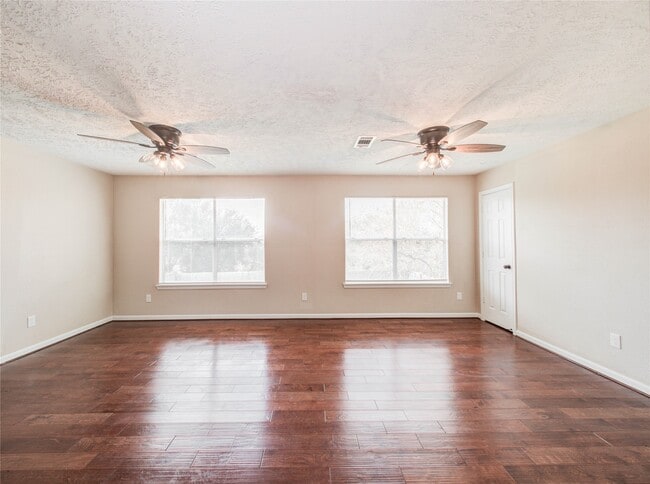 Building Photo - 13618 Woodspire Dr