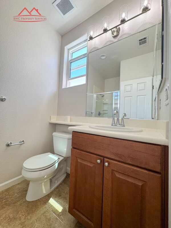 Building Photo - 326 Bautista Pl