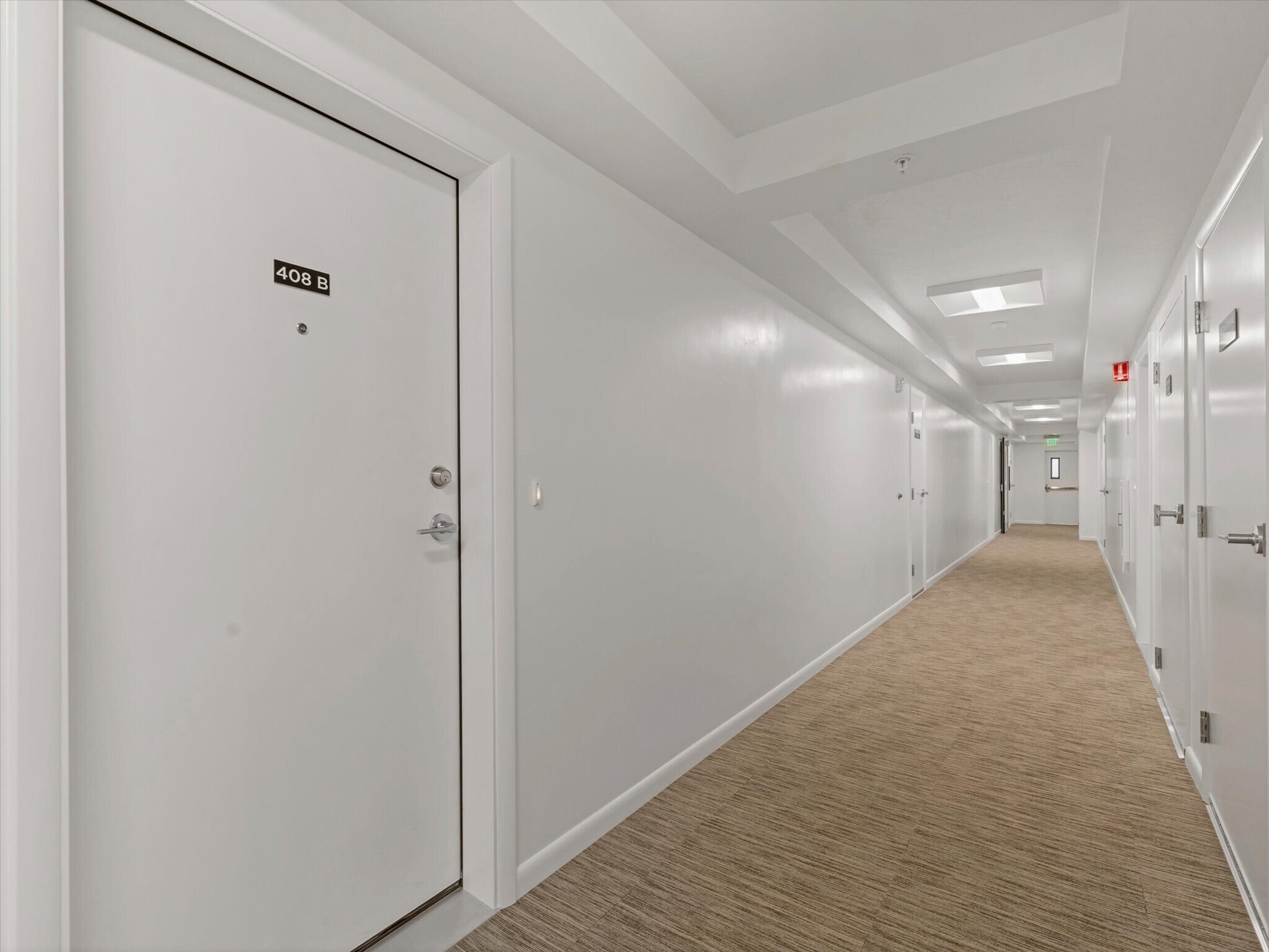 Building Photo - 1032 E 400 S