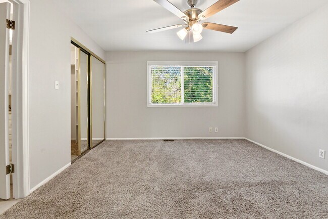 Building Photo - $2,120.95 with $300 off the first month's rent, 2 Beds - 2 Bath, Duplex in Lakewood with Cozy Car...