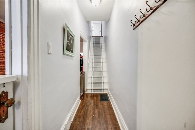 Building Photo - 276 46th St