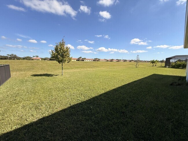 Building Photo - 10603 SW Vasari Way