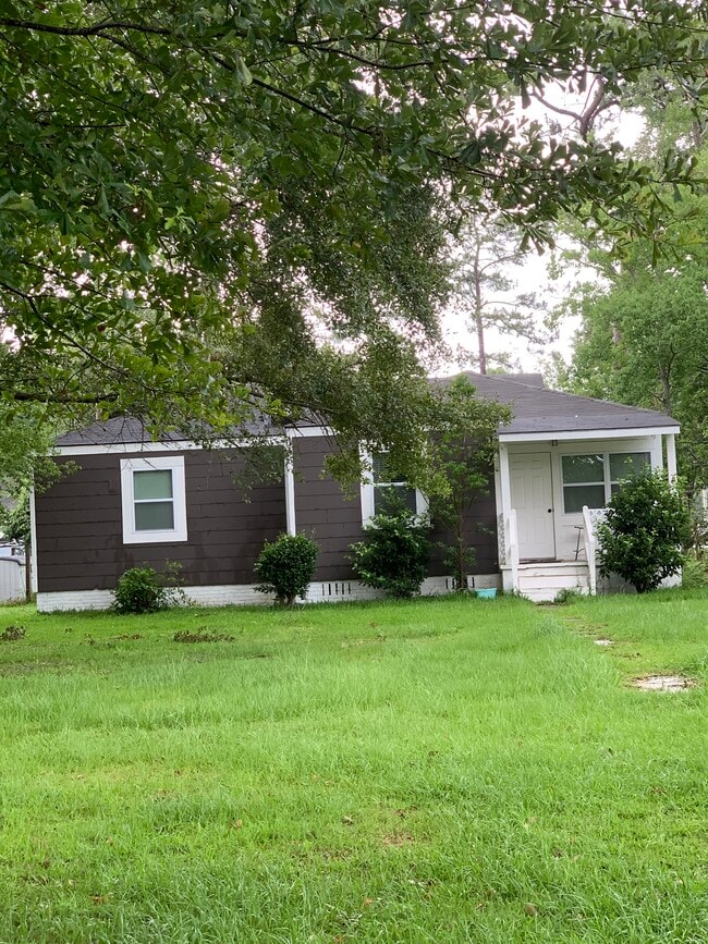Primary Photo - 509 E Myrtle Ave