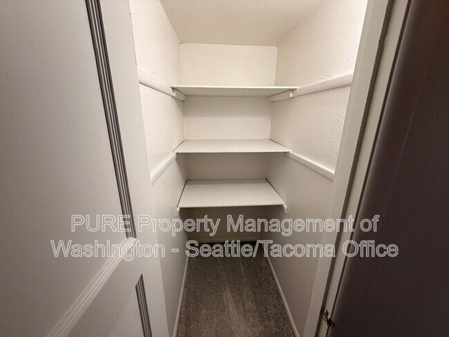 Building Photo - 3136 S 18th St