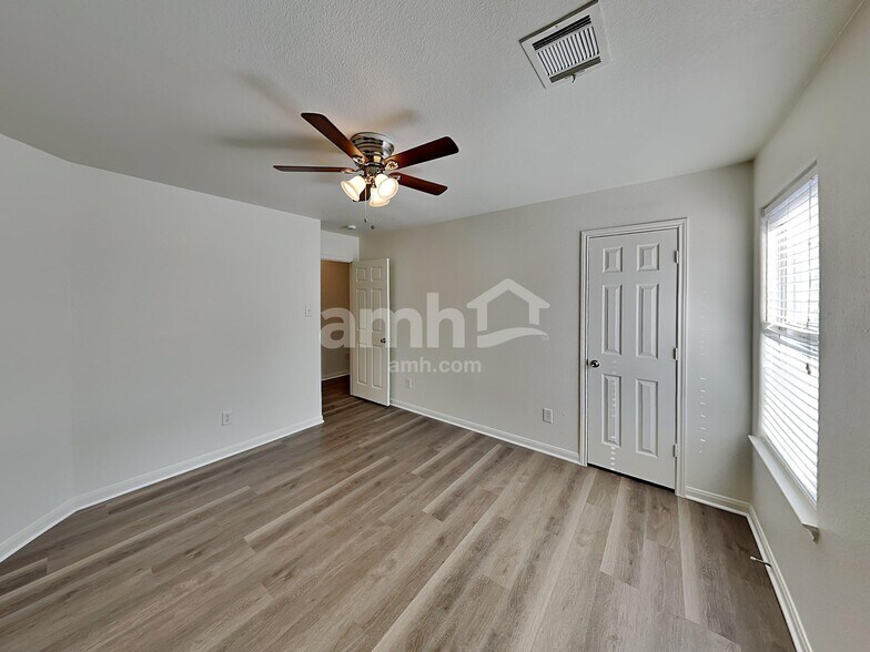 Building Photo - 4519 Nueces River Loop