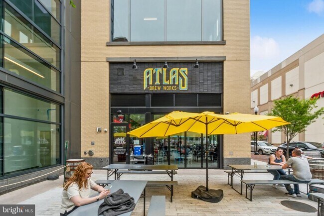 Building Photo - 147 Prairie Ln