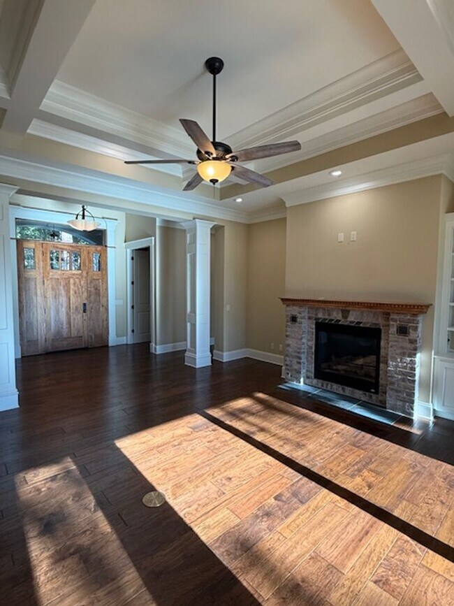 Building Photo - 128 Timber Ln