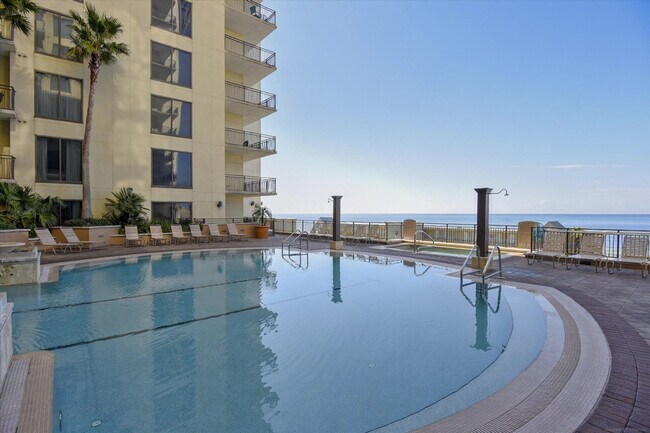 Building Photo - 15100 Front Beach Rd