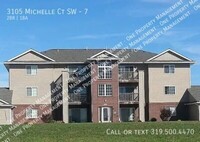 Building Photo - 3105 Michelle Ct SW
