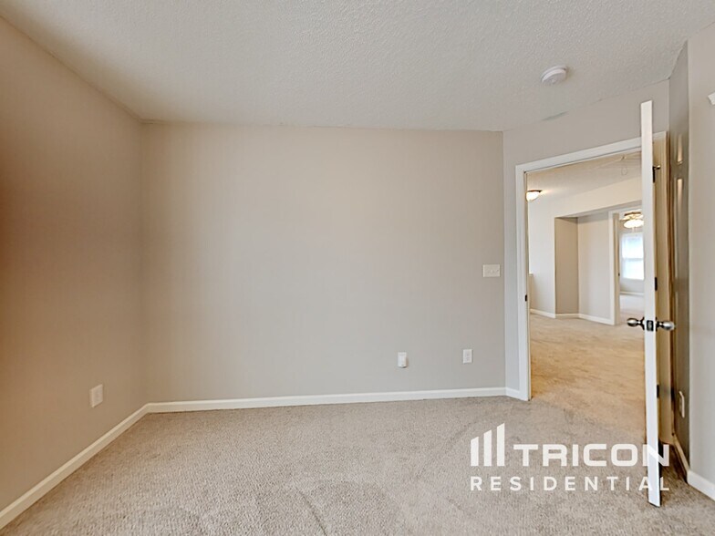 Building Photo - 4332 Stone Mountain Dr