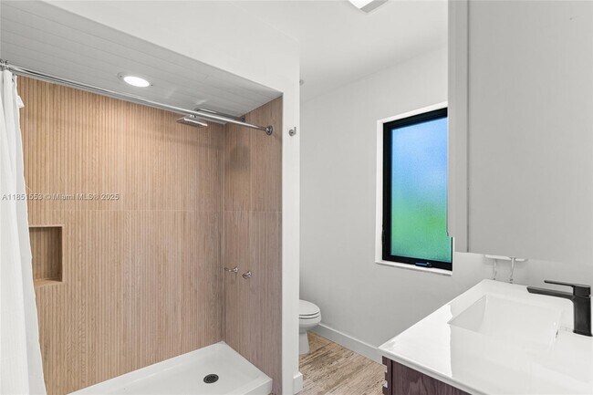Building Photo - 6220 SW 123rd Terrace