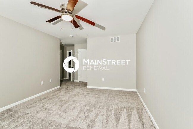 Building Photo - 3 Bedroom Pet-Friendly Home in Jeffersonvi...
