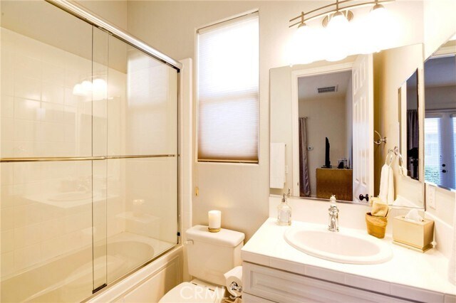 Building Photo - 55615 Turnberry Way