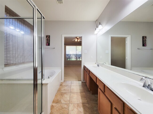 Building Photo - 24502 Evangeline Springs Ln