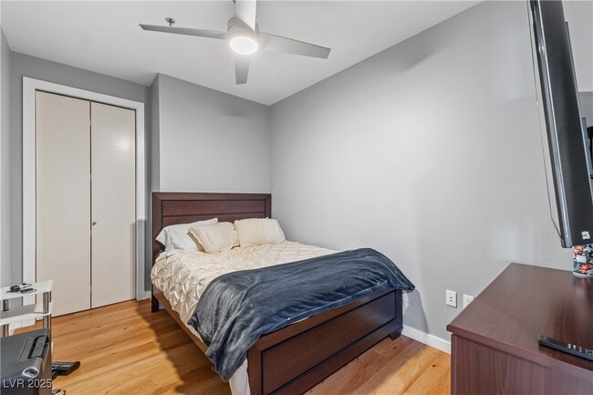 Building Photo - 4525 Dean Martin Dr