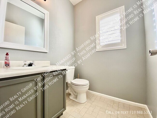Building Photo - 5719 Ansel Dr