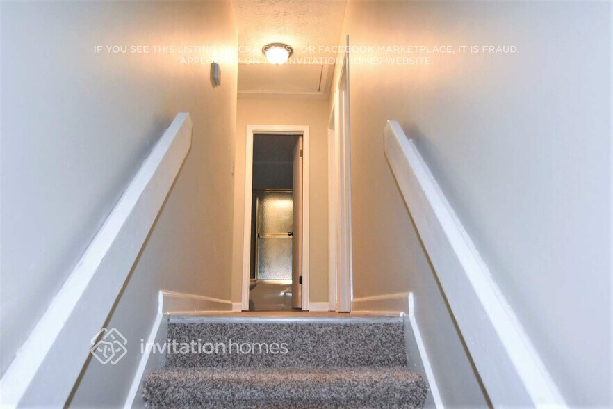 Building Photo - 3833 Seton Hall Dr