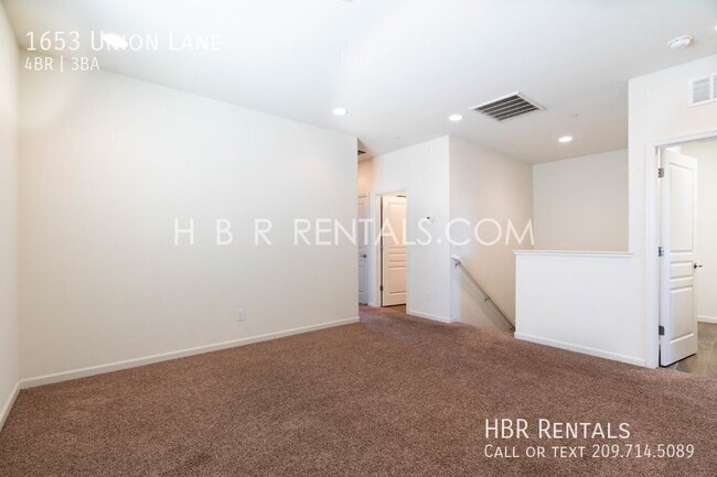 Building Photo - 1653 Union Ln