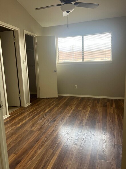 Building Photo - 1405 N 15th St