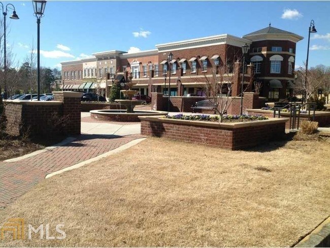 Building Photo - 15 Buford Village Walk